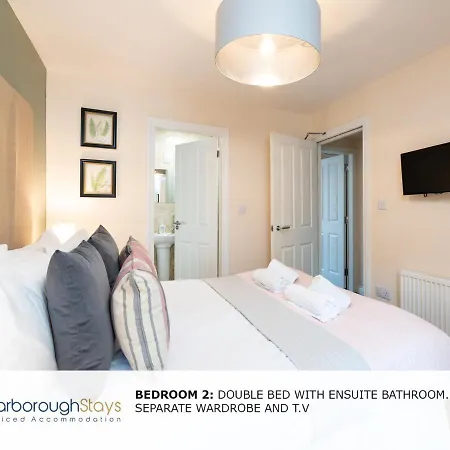 بيت للعطل 6 Bedroom Scarborough Retreat Sleeps 12