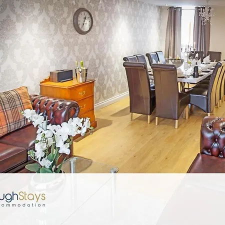 6 Bedroom Scarborough Retreat Sleeps 12 سكرابورو