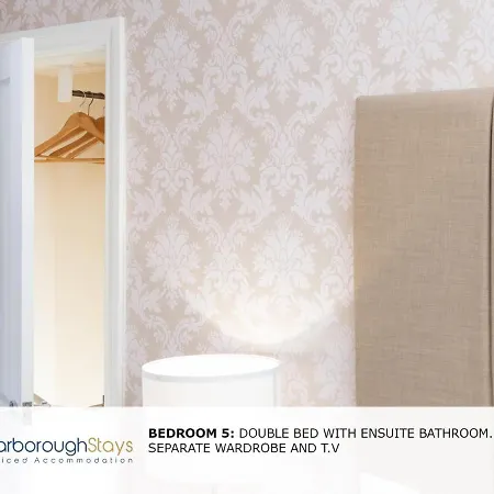 6 Bedroom Scarborough Retreat Sleeps 12