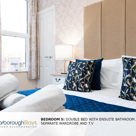 6 Bedroom Scarborough Retreat Sleeps 12 Holiday home *