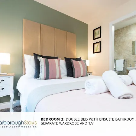 6 Bedroom Scarborough Retreat Sleeps 12 سكرابورو
