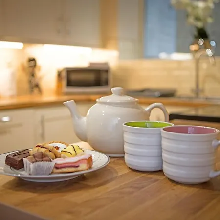 بيت للعطل 6 Bedroom Scarborough Retreat Sleeps 12 سكرابورو