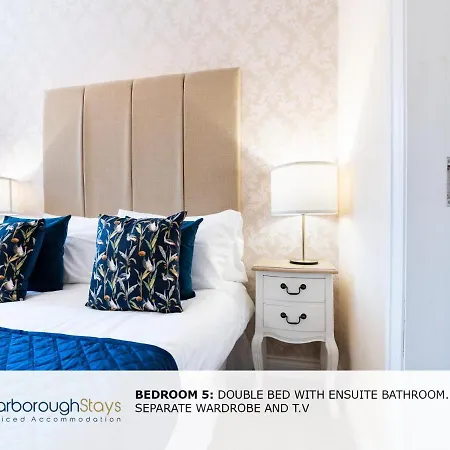 6 Bedroom Scarborough Retreat Sleeps 12